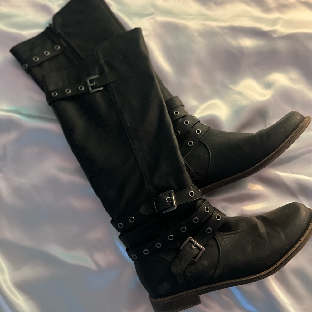 Tall black boots
